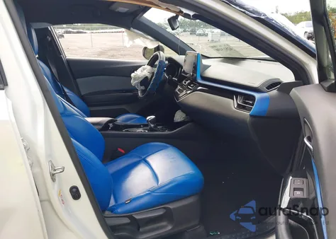 2019 Toyota C-Hr Xle z USA, uszkodzony, nr VIN JTNKHMBX1K1060302